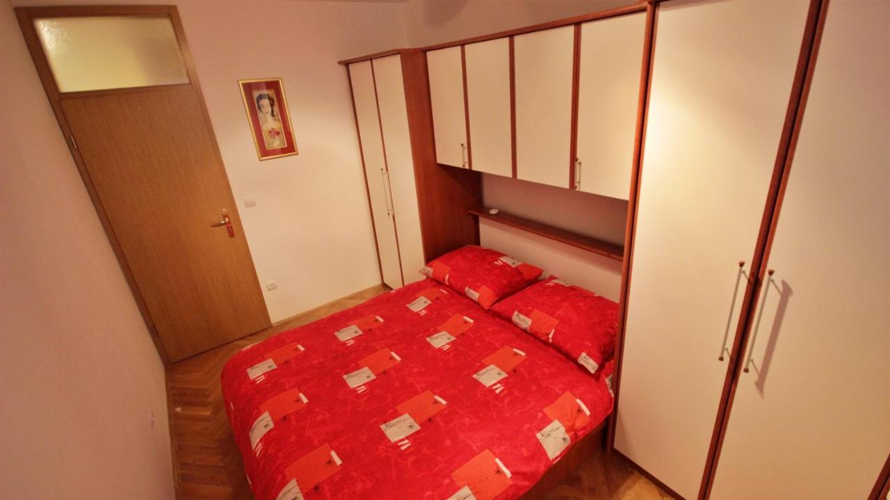 Apartment Jen 오미스 외부 사진
