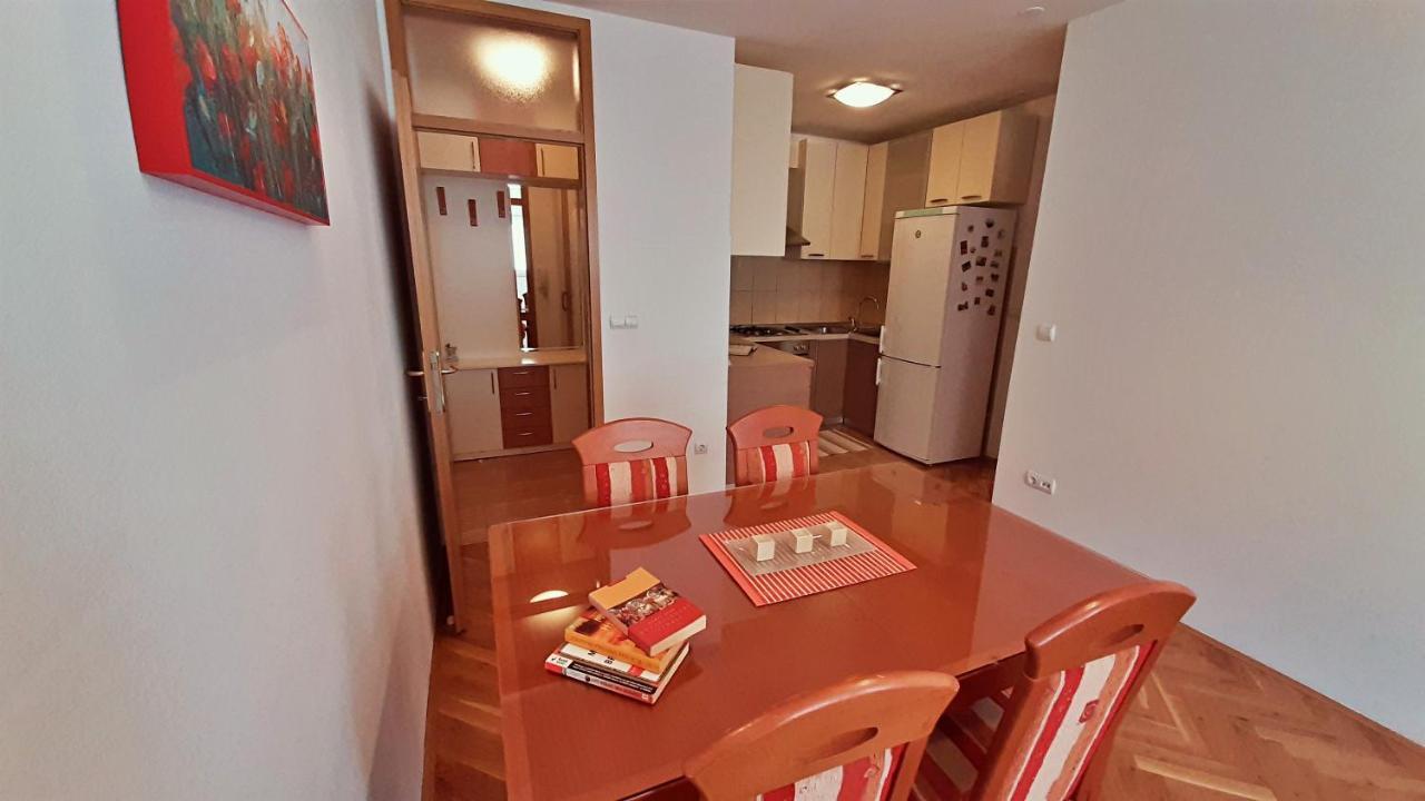 Apartment Jen 오미스 외부 사진