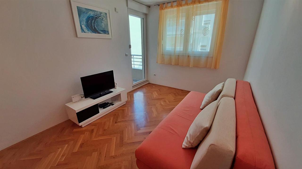 Apartment Jen 오미스 외부 사진