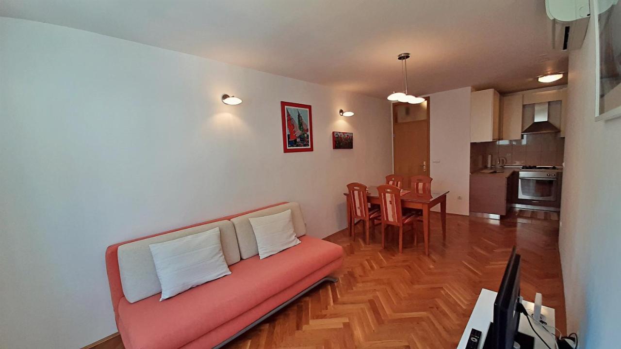Apartment Jen 오미스 외부 사진