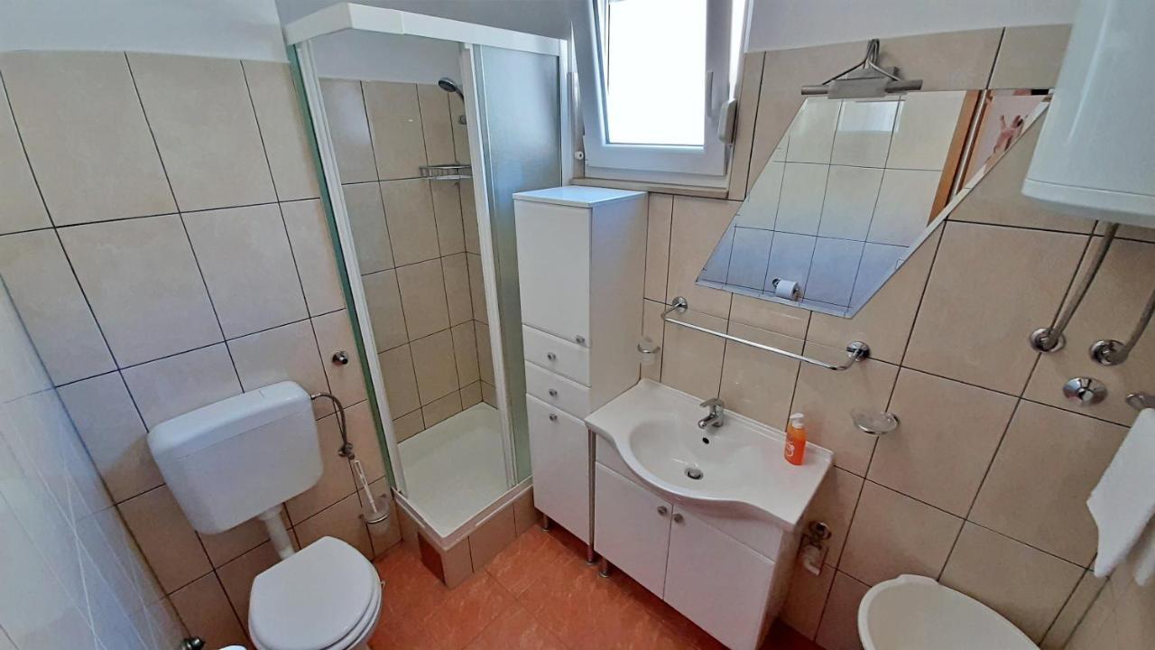 Apartment Jen 오미스 외부 사진
