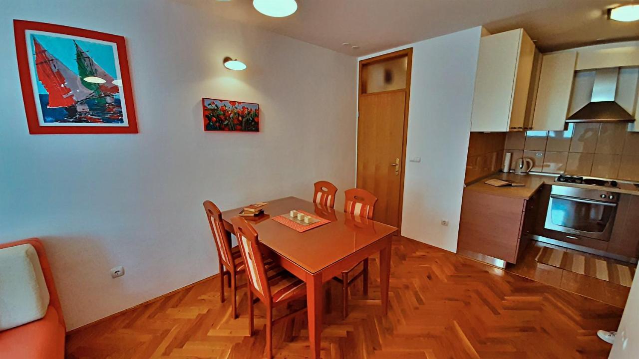 Apartment Jen 오미스 외부 사진